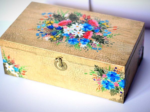 Giving The Second Life To A Wooden Box Restoration And Decoration Simple How To Decorate Wooden Boxes Giving The Second Life To A Wooden Box Restoration And Decoration Simple How To Decorate Wooden Boxes