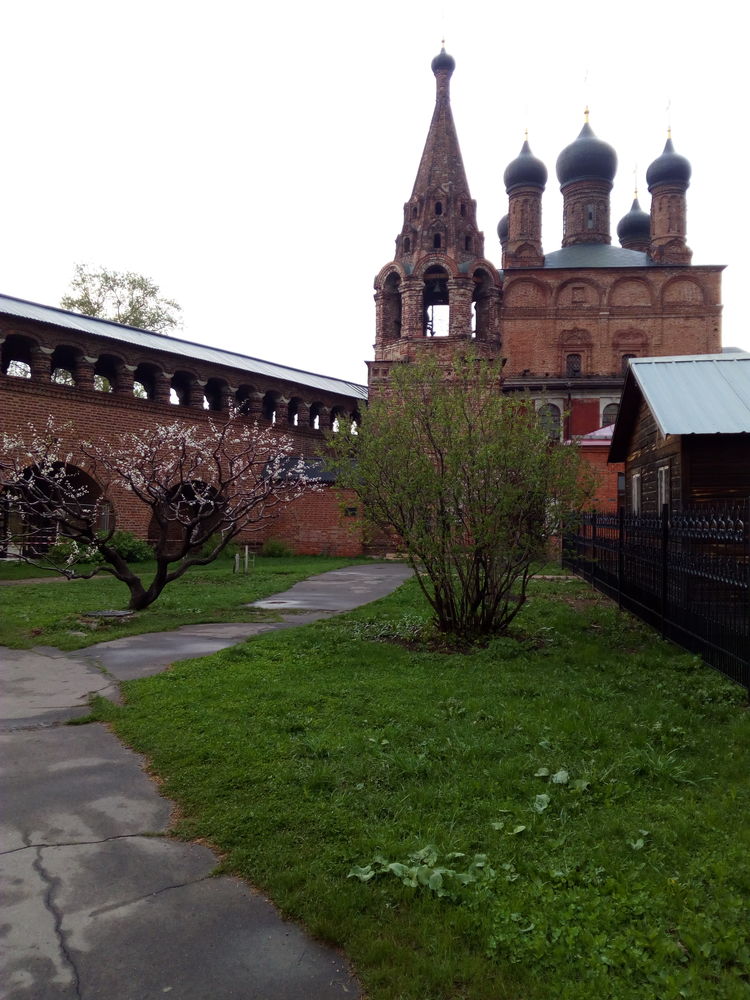 Крутицкое подворье в Москве метро