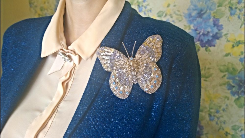 Бабочки на блузку